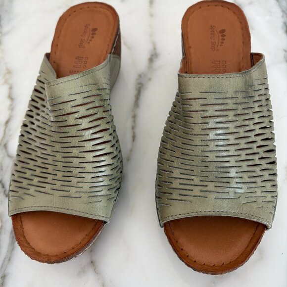 Sage green laser cut Spring Step sandal - Picture 1 of 6